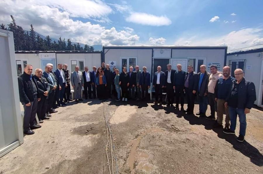 MİLLETVEKİLİ ÖZEL ESNAFIN YANINDA