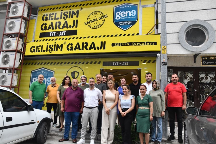 ÜNİVERSİTE SINAVINA HAZIRLANAN GENÇLERİN HİZMETİNDE