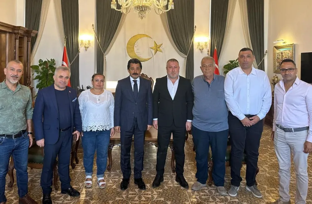 İGC’DEN KAYMAKAM DEMİRYÜREK’E TEŞEKKÜR PLAKETİ