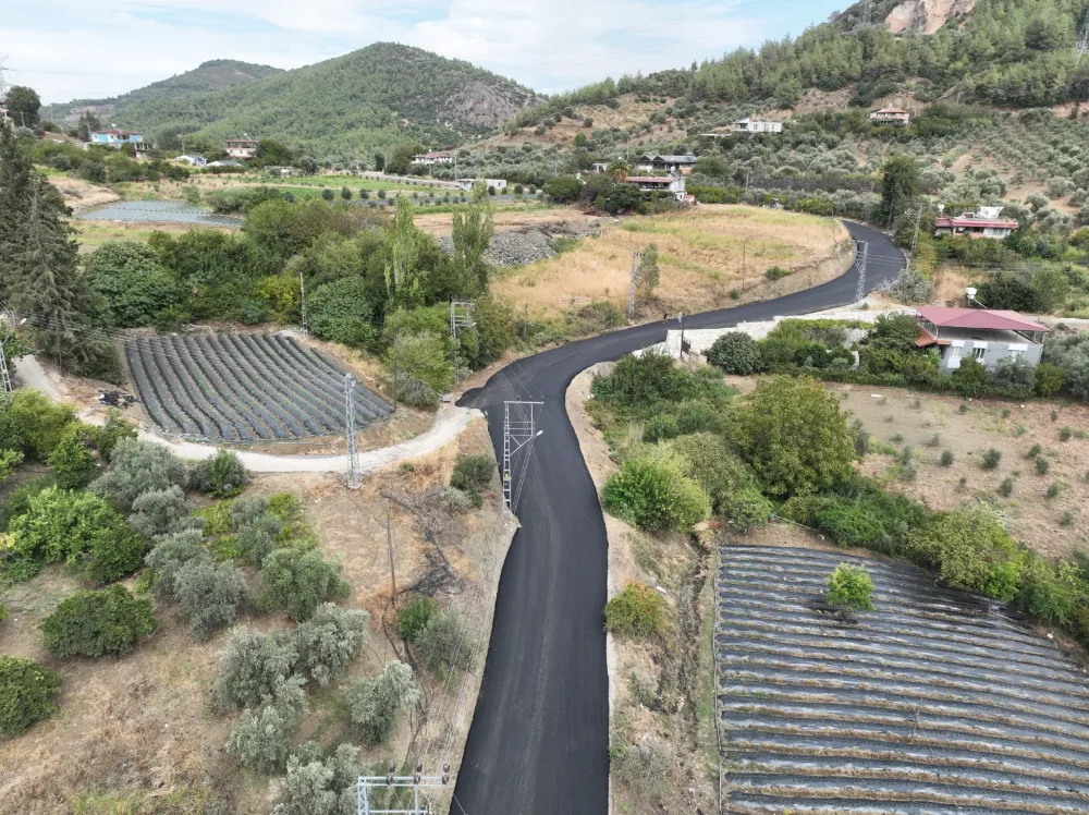 TAHTAKÖPRÜ’YE 4,5 KM BETON ASFALT