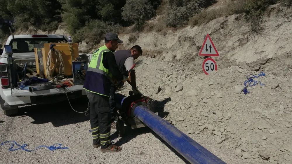 ALTINÖZÜ KARBEYAZ’DA İSALE HATTI DEPLASE EDİLDİ