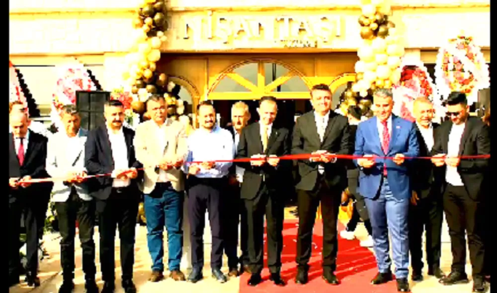 NİŞANTAŞI KURUVASAN CAFE & RESTORANT HİZMETE GİRDİ