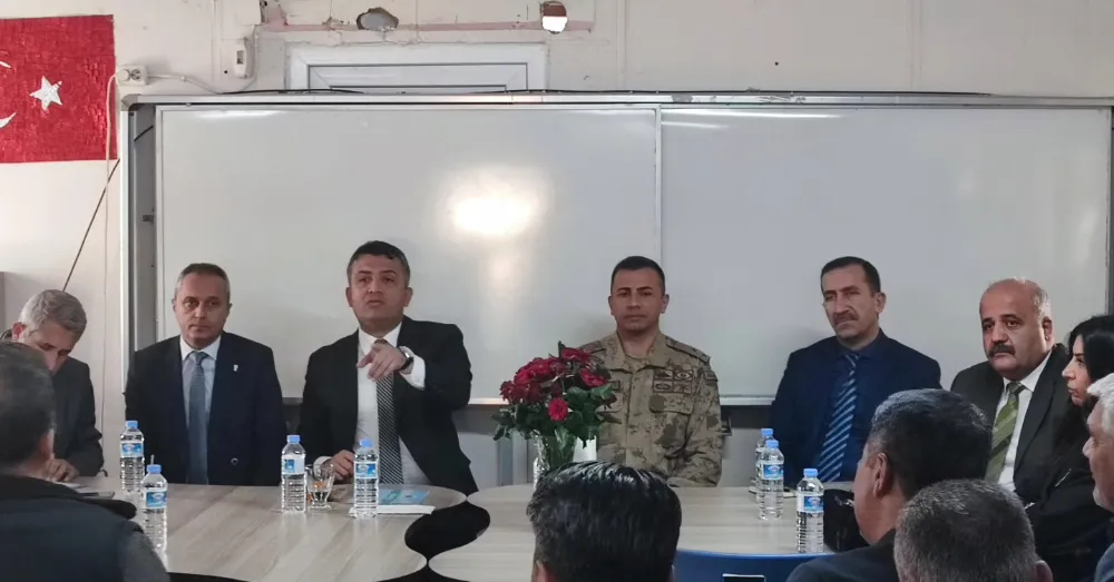 DÖRTYOL KAYMAKAMI MEHMET KEKLİK, KARAKESE’DE HALKLA BULUŞTU