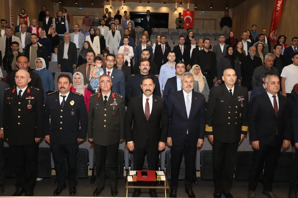 BAŞKAN ÖNTÜRK, DEVLET ÖVÜNÇ MADALYASI TEVCİH TÖRENİNE KATILDI