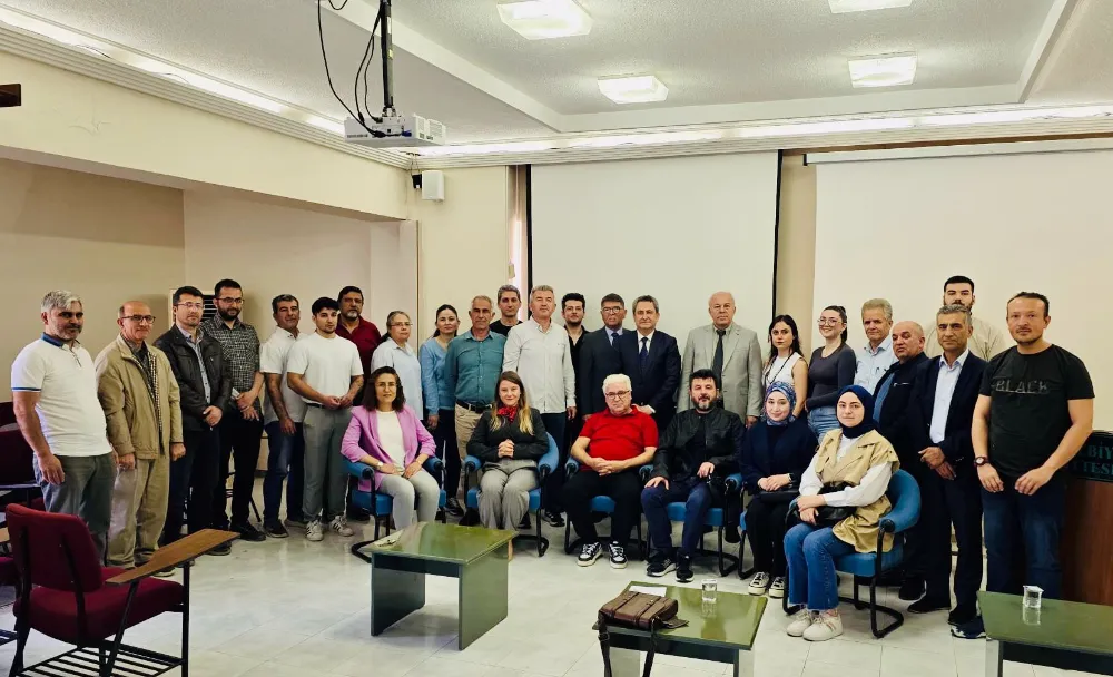 PROF. YILMAZ; MADALYONUN BİR YÜZÜ TEKNOLOJİ, DİĞER YÜZÜ DEĞERLER