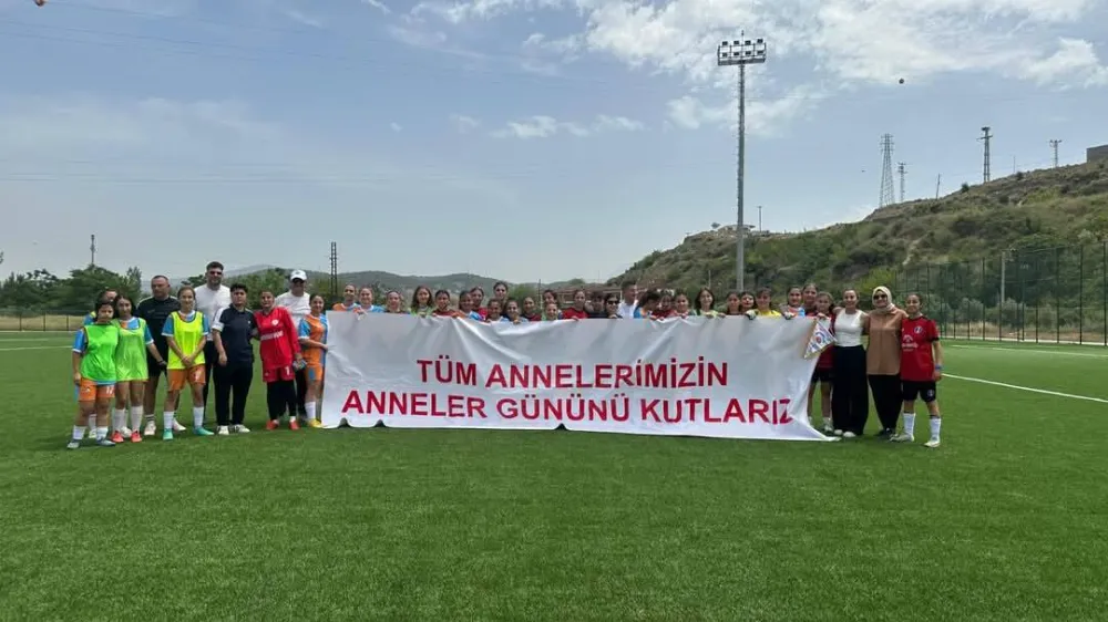 TFF KADINLAR 3 LİGİ İLK 16 TURUNA ÇIKAN DÖRTYOL BELEDİYE SPOR ÇEYREK FİNALDE