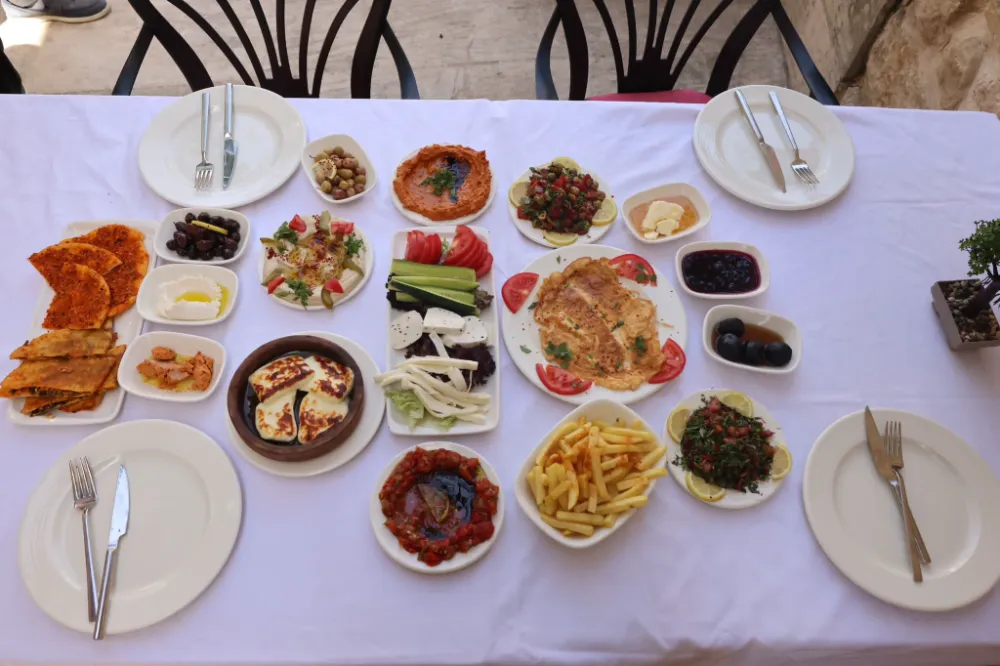 HATAY MUTFAĞININ KALBİ HIDIRBEY