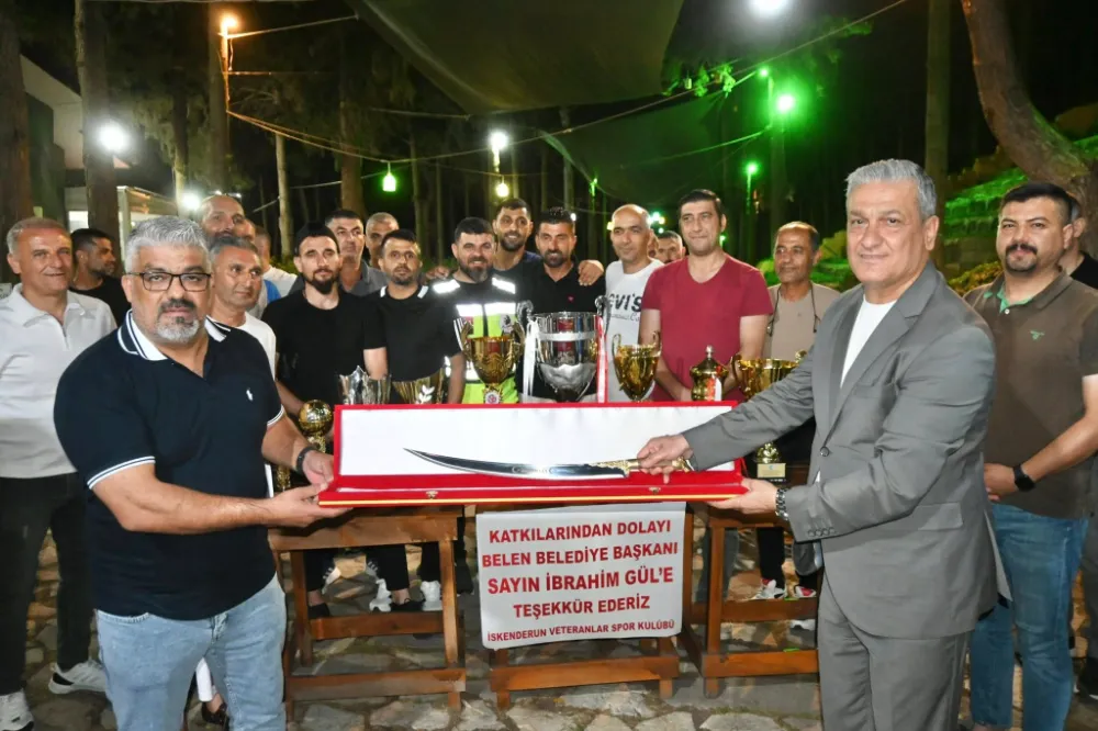 BAŞKAN İBRAHİM GÜL ŞAMPİYONLARI YEMEKTE AĞIRLADI