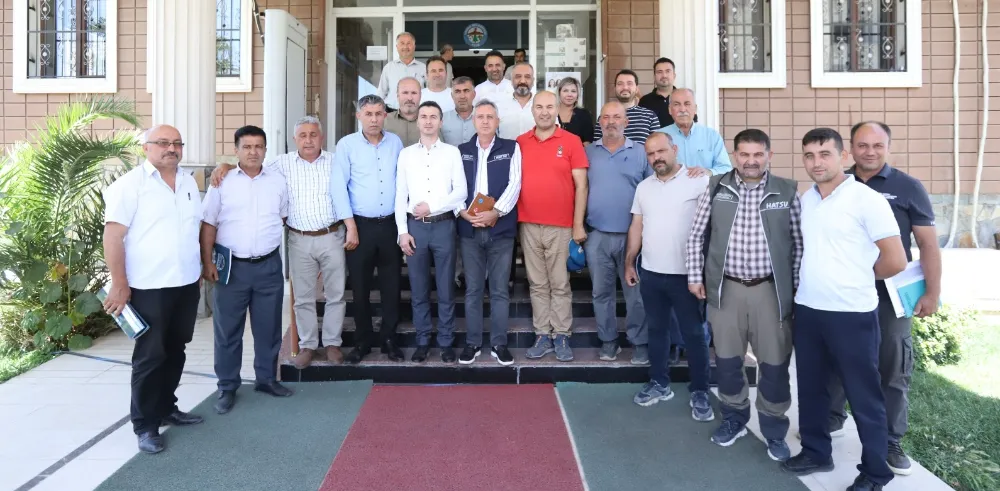 HATSU HEYETİ HASSA MUHTARLARIYLA BULUŞTU	
