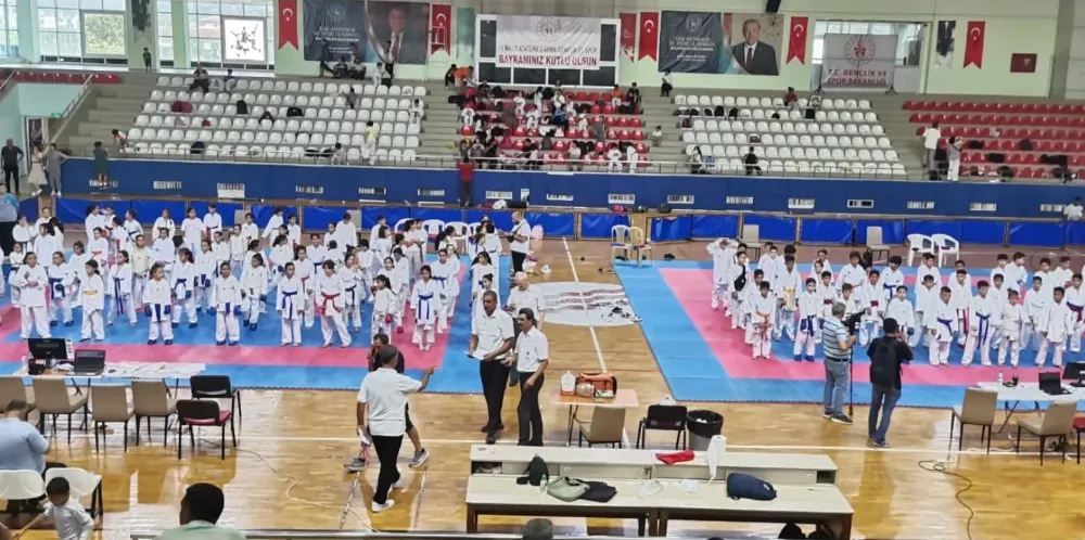 5 TEMMUZ FESTİVALİ KARATE ŞAMPİYONASI SONA ERDİ...