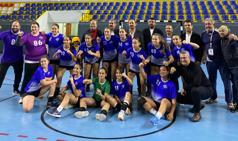 İSKENDERUN BELEDİYESİ HENTBOL TAKIMINA 1.LİG YOLU AÇILDI 
