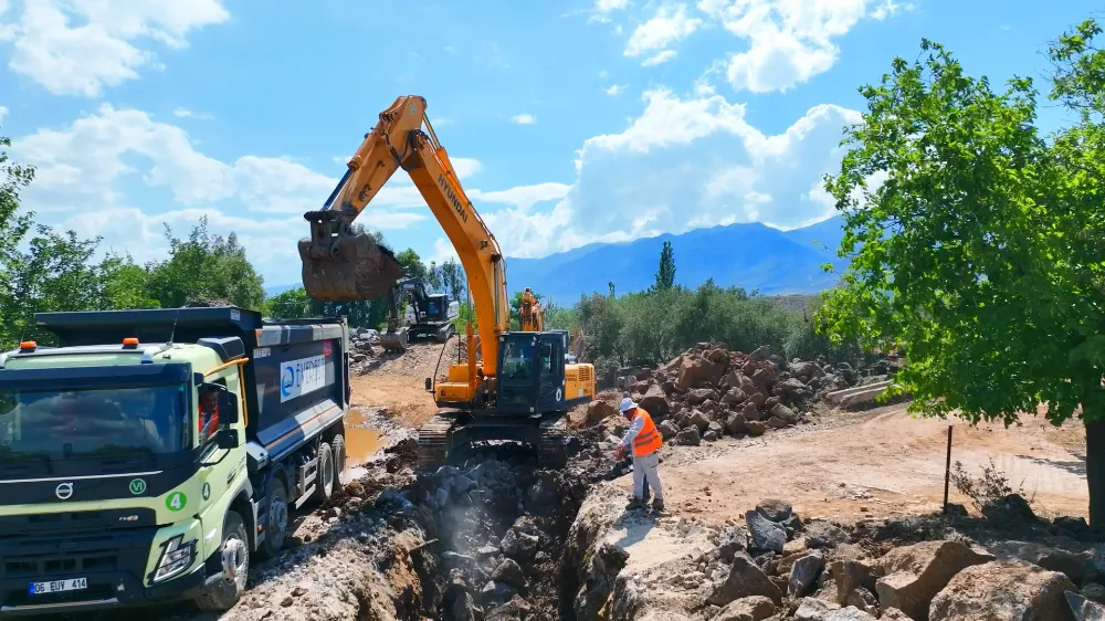 DEVLET SU İŞLERİ HATAY’DA İÇMESUYU ÇALIŞMALARINA DEVAM EDİYOR