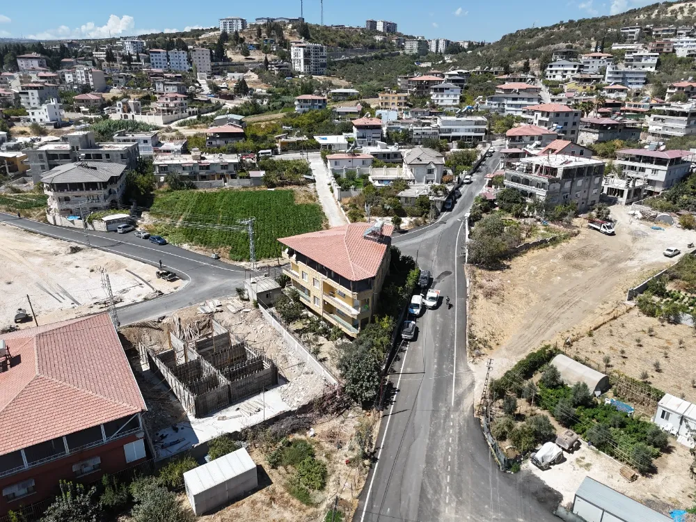 HBB’DEN SARILAR MAHALLESİ’NE 2 BİN METRELİK BETON ASFALT 
