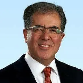 DR. YUSUF CİVELEK VE AİLESİ KAZA ATLATTI