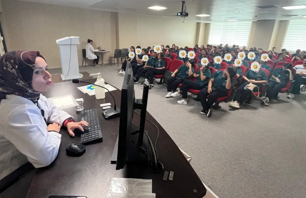 DÖRTYOL DEVLET HASTANESİNDE STAJYER ÖĞRENCİLERE ORYANTASYON EĞİTİMİ